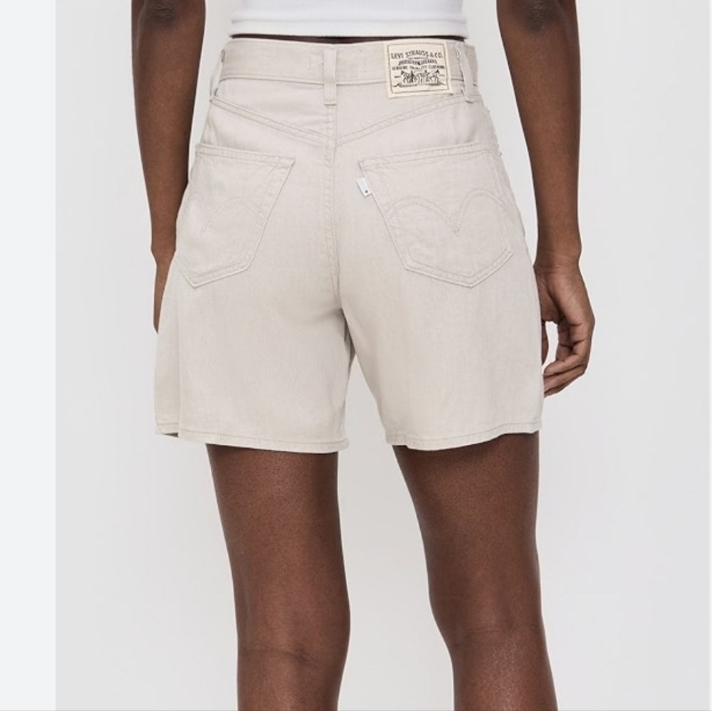 Levi's High Baggy Shorts Light Gray  Greige Linen Blend Size 25